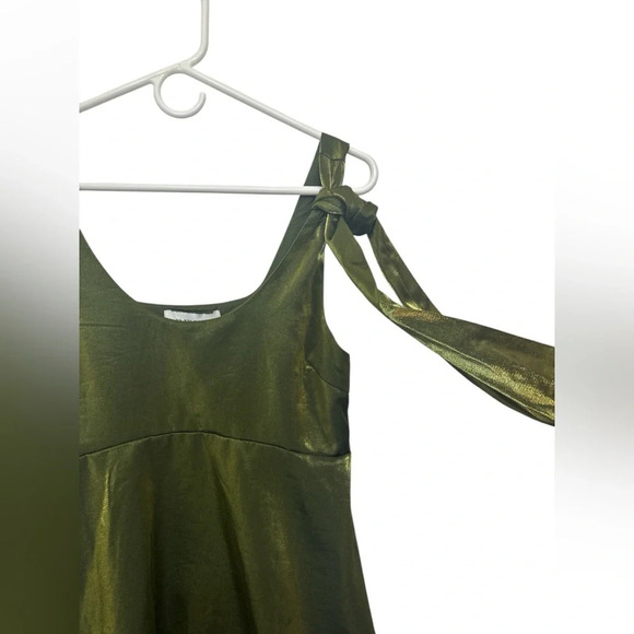 B.Right olive green shimmer balloon bottom sleeveless dress NWT - Picture 2 of 11